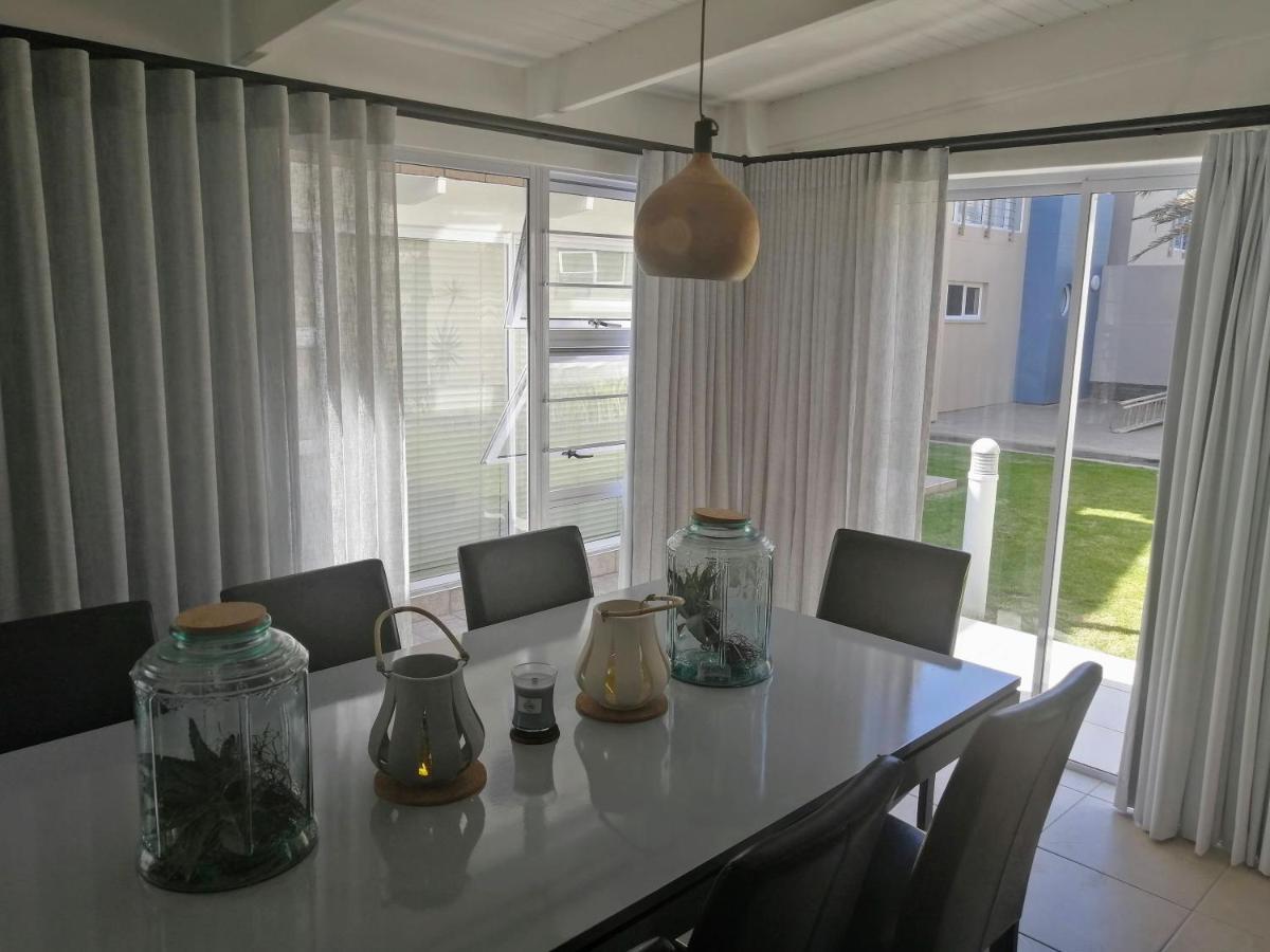 Appartement Waterfront Estate Self Catering F10 à Swakopmund Extérieur photo